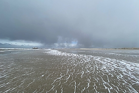 Strand im Sturm